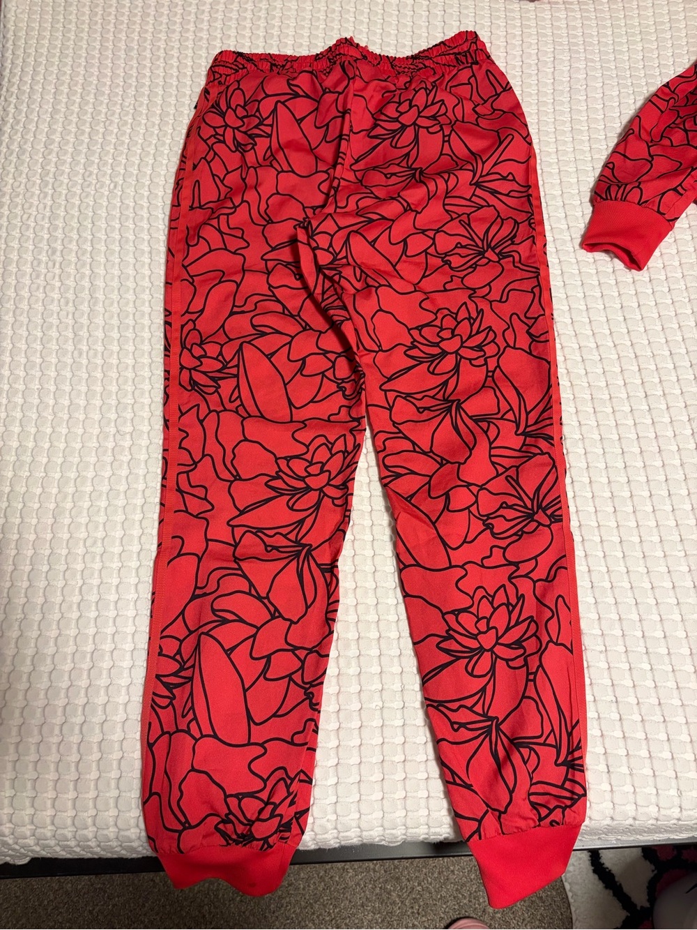adidas originals Red Floral Crop Jacket Tank top pants Set Pharrell Williams - Picture 7 of 7